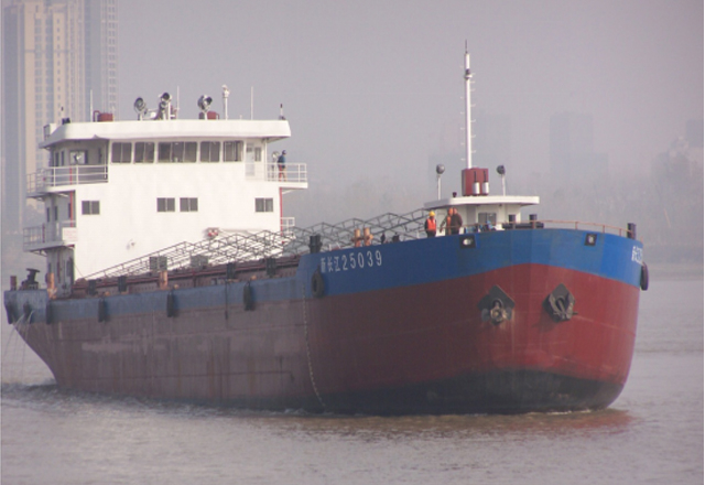 长江5094吨干散货船