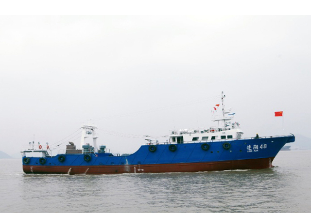 远洋拖网渔船(连润43