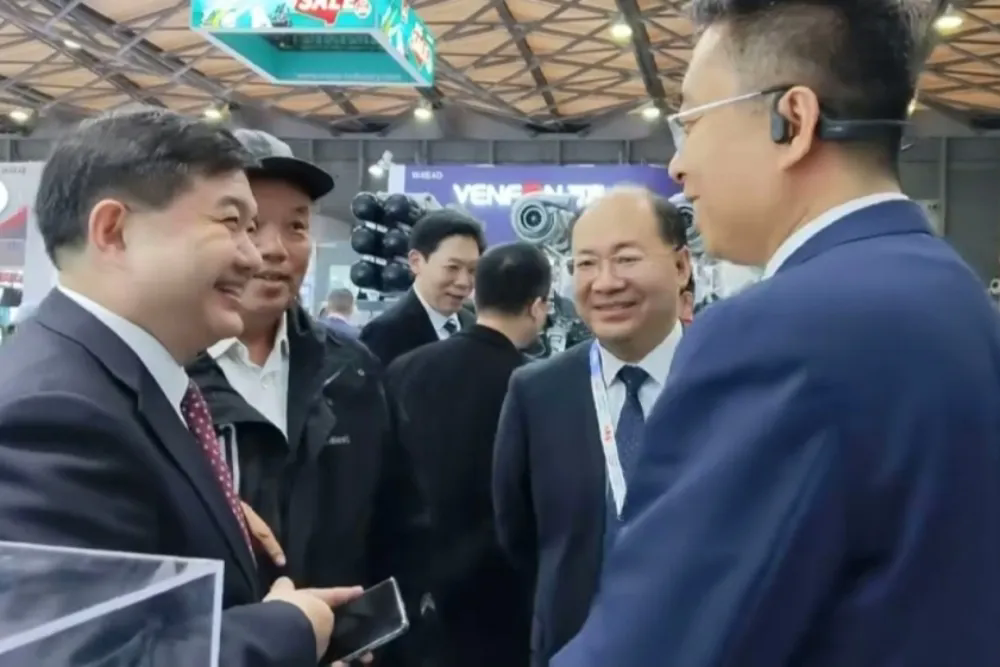 640.webp (1).png 640.webp (1).png